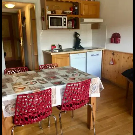 Petit Cocon Des Montagnes Apartment *